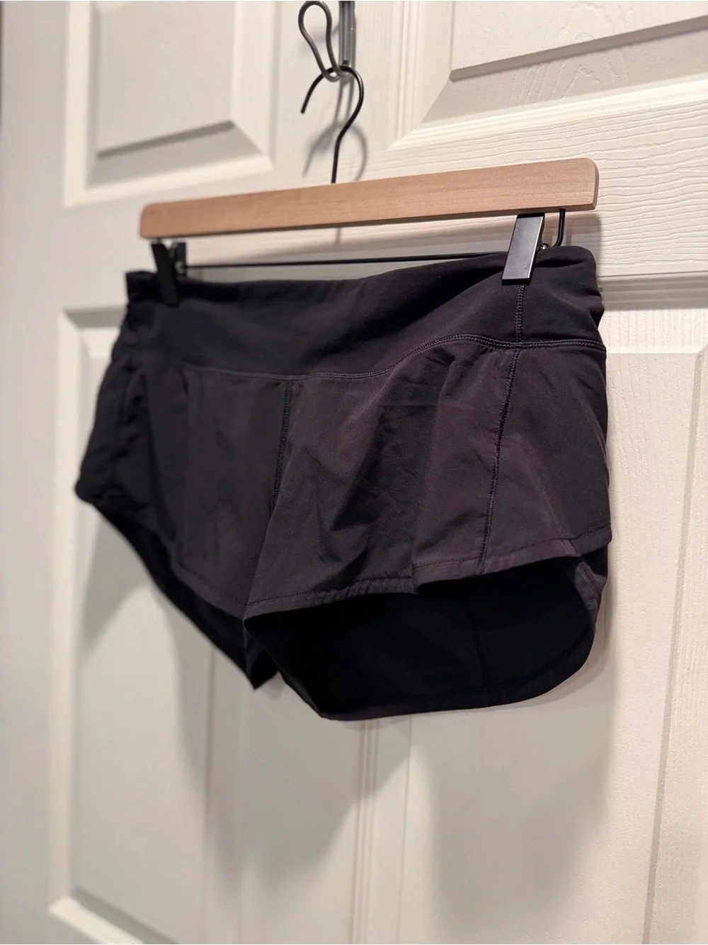 Lululemon Speed Up Short *2.5"
Black-Size 6 - Picture 6 of 10